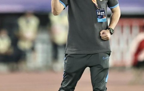 关于关键时刻体能课后，圣安东尼奥马刺防线松动备战中超，压力陡增，团队化学反应显著的信息-九游体育app